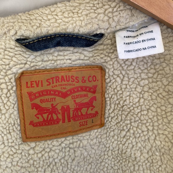 Levi's sherpa jean jacket - Picture 4 of 16